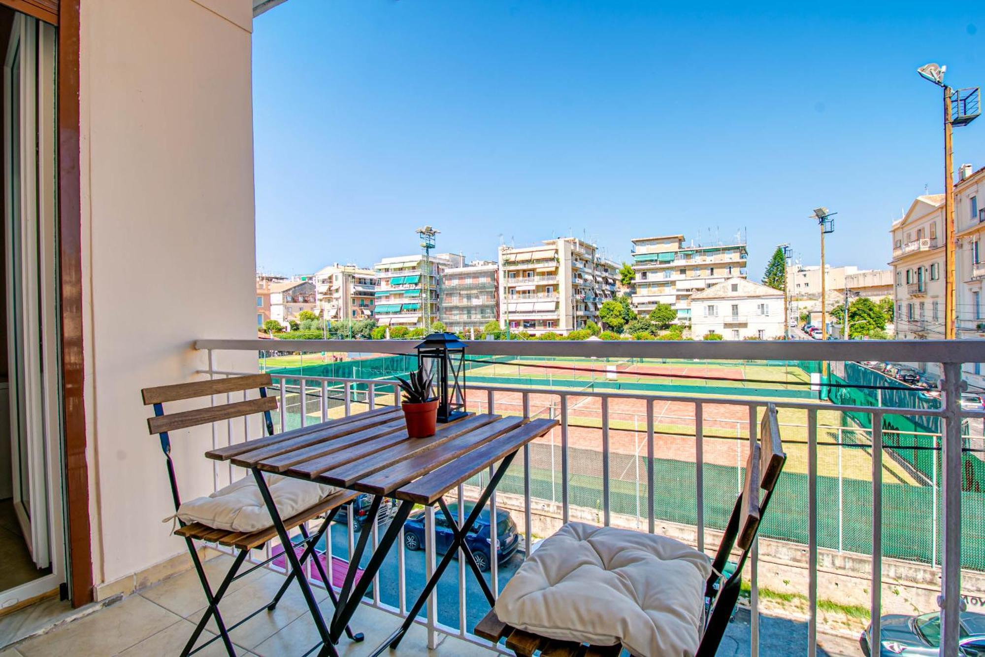 Match Point Apartment, Corfu Town Extérieur photo